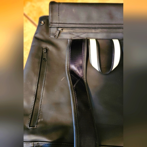 Hunter 20th Anniversary Waterproof Backpack - Picture 6 of 6